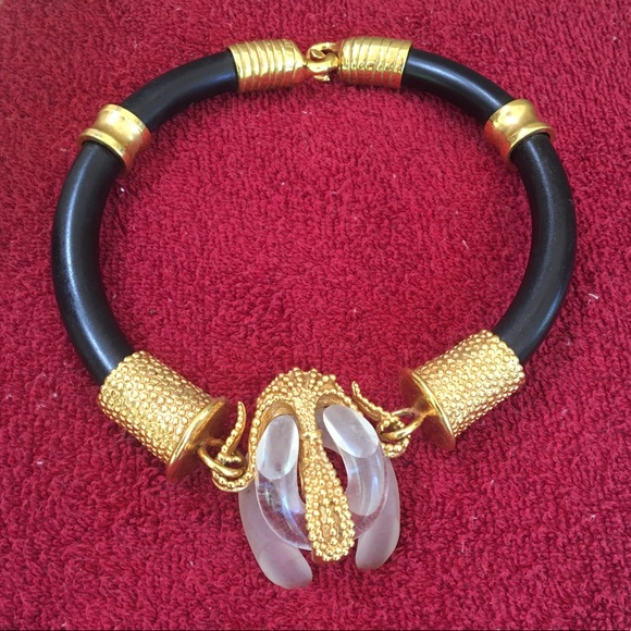 Egyptian-style neckpiece and cuff bracelet. - Picture 2 of 2